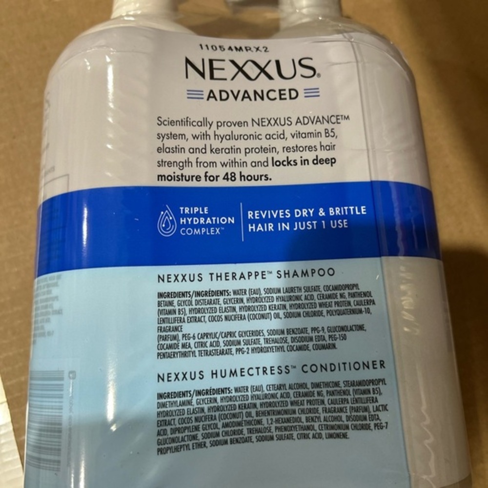 Nexxus: Humectress Conditioner and Advanced Therappe Shampoo 32 Oz Set - Picture 5 of 7